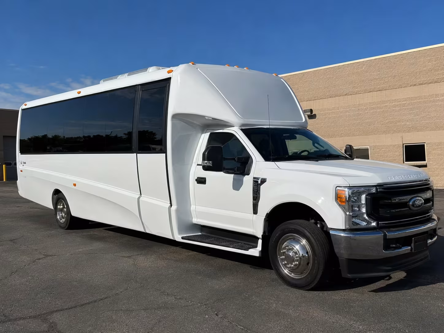 20 passenger minibus