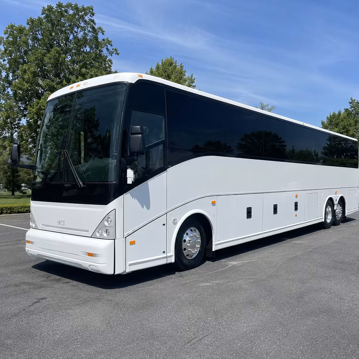 erie hotel shuttle buses to erie international airport