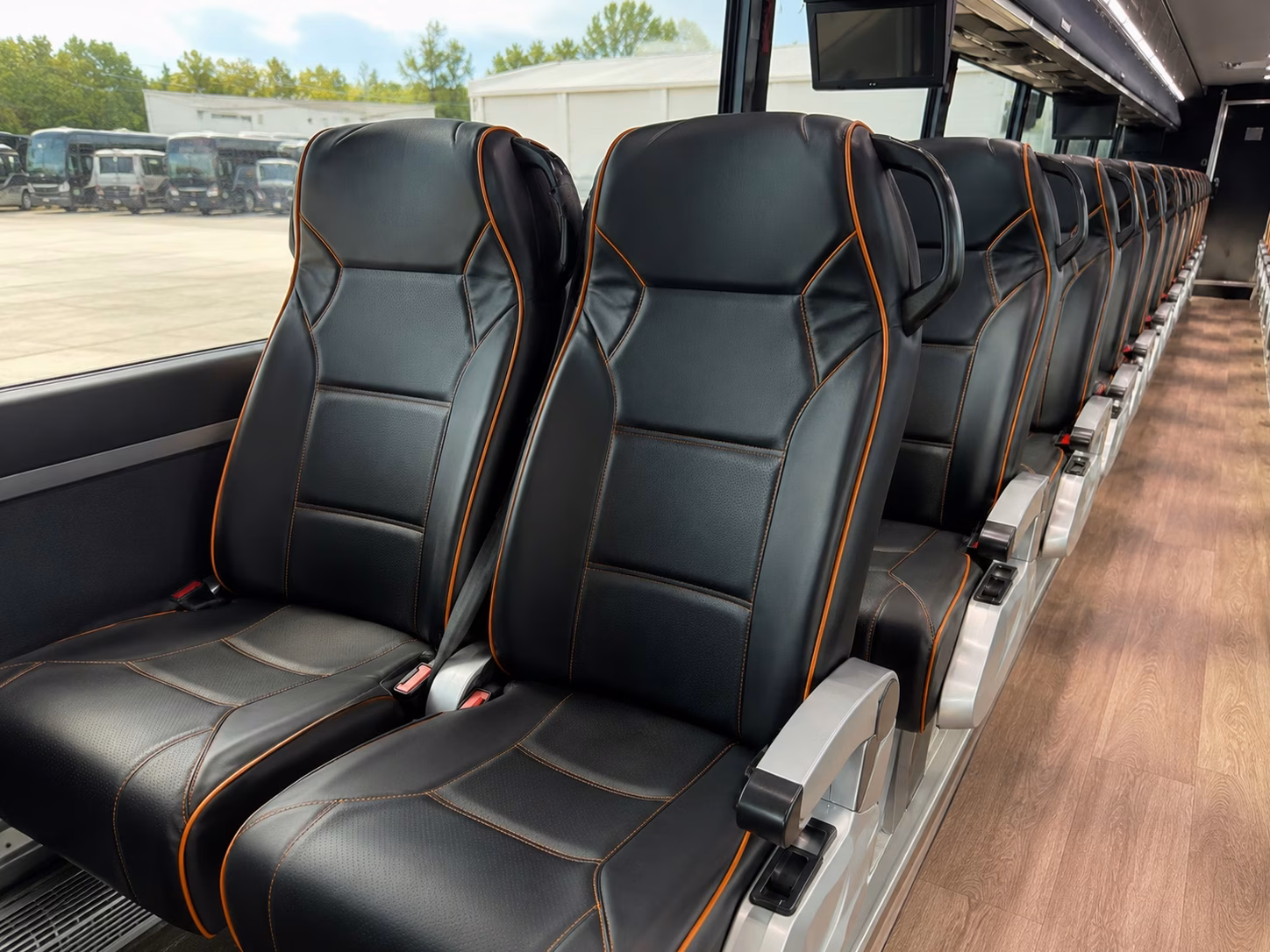 erie seawolves fan shuttle buses to upmc park